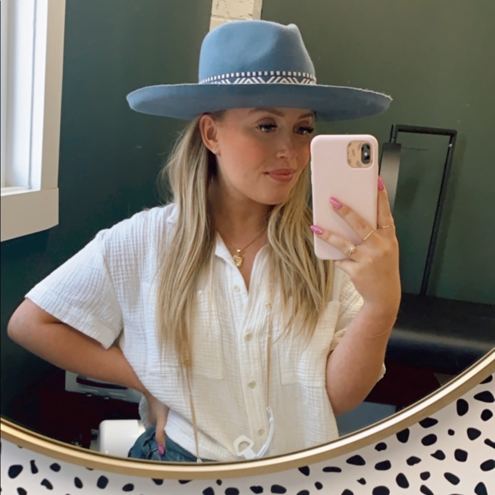 Meet your Posher, Liv